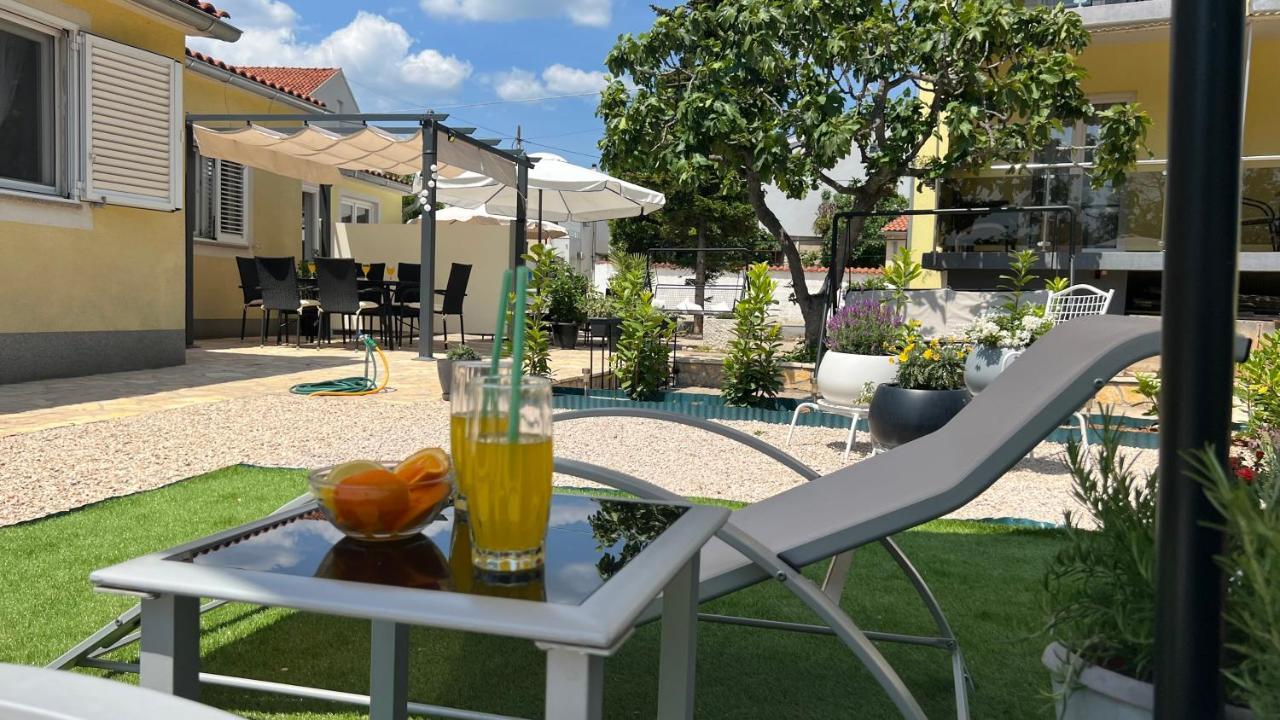 Appartamento House Roca Vodice Esterno foto