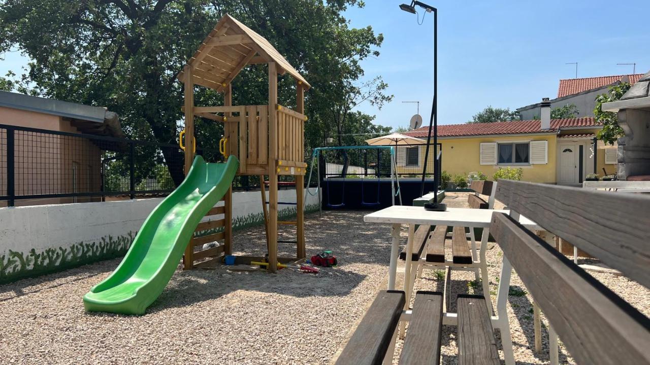 Appartamento House Roca Vodice Esterno foto