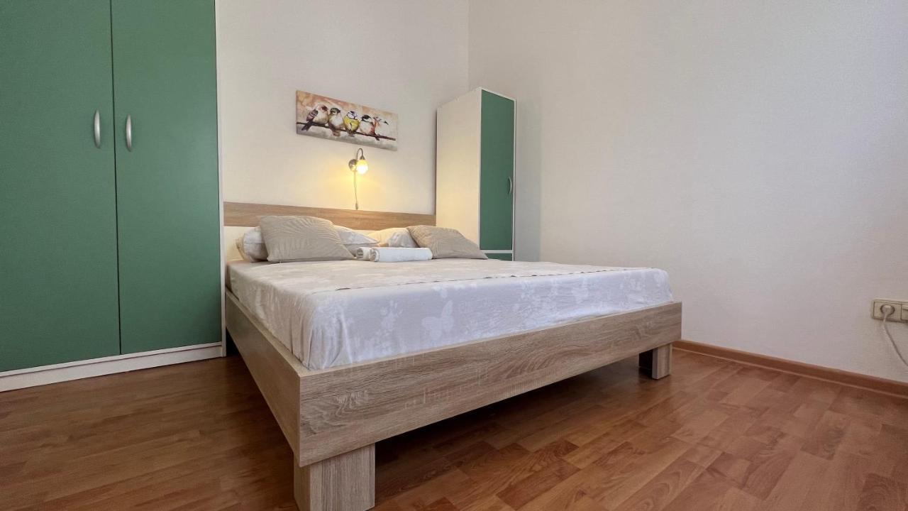 Appartamento House Roca Vodice Esterno foto