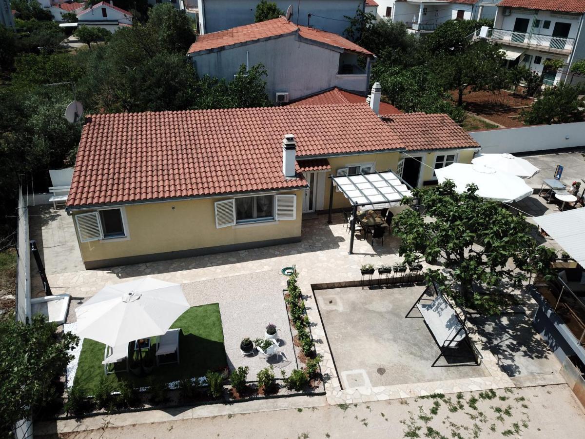 Appartamento House Roca Vodice Esterno foto