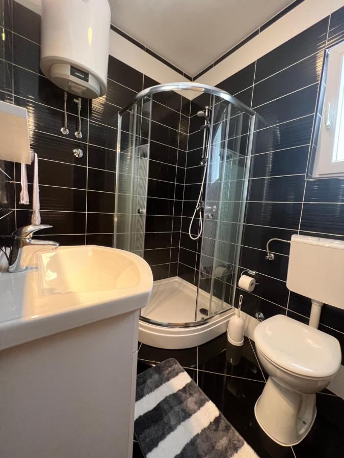 Appartamento House Roca Vodice Esterno foto