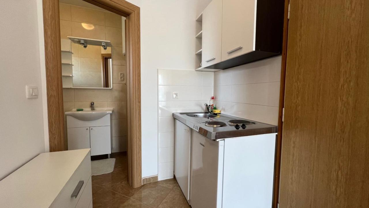 Appartamento House Roca Vodice Esterno foto