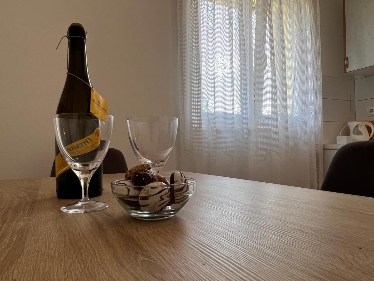 Appartamento House Roca Vodice Esterno foto